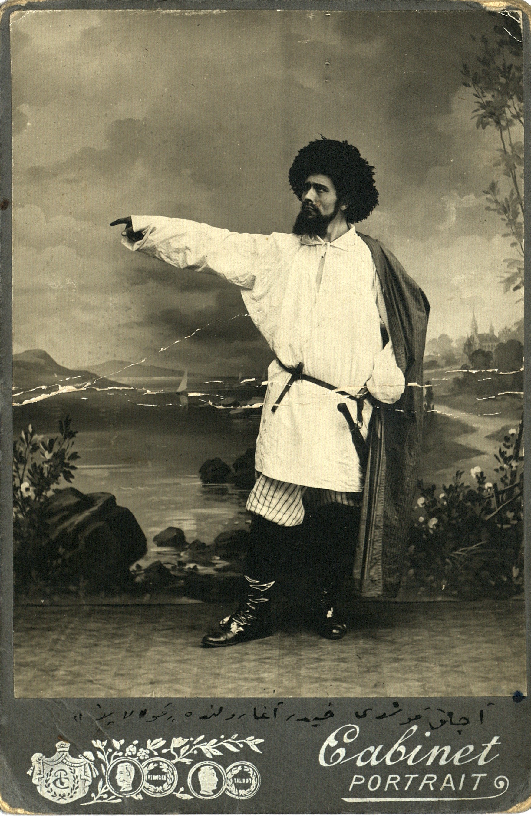 Актер Ахмет Кулалаев