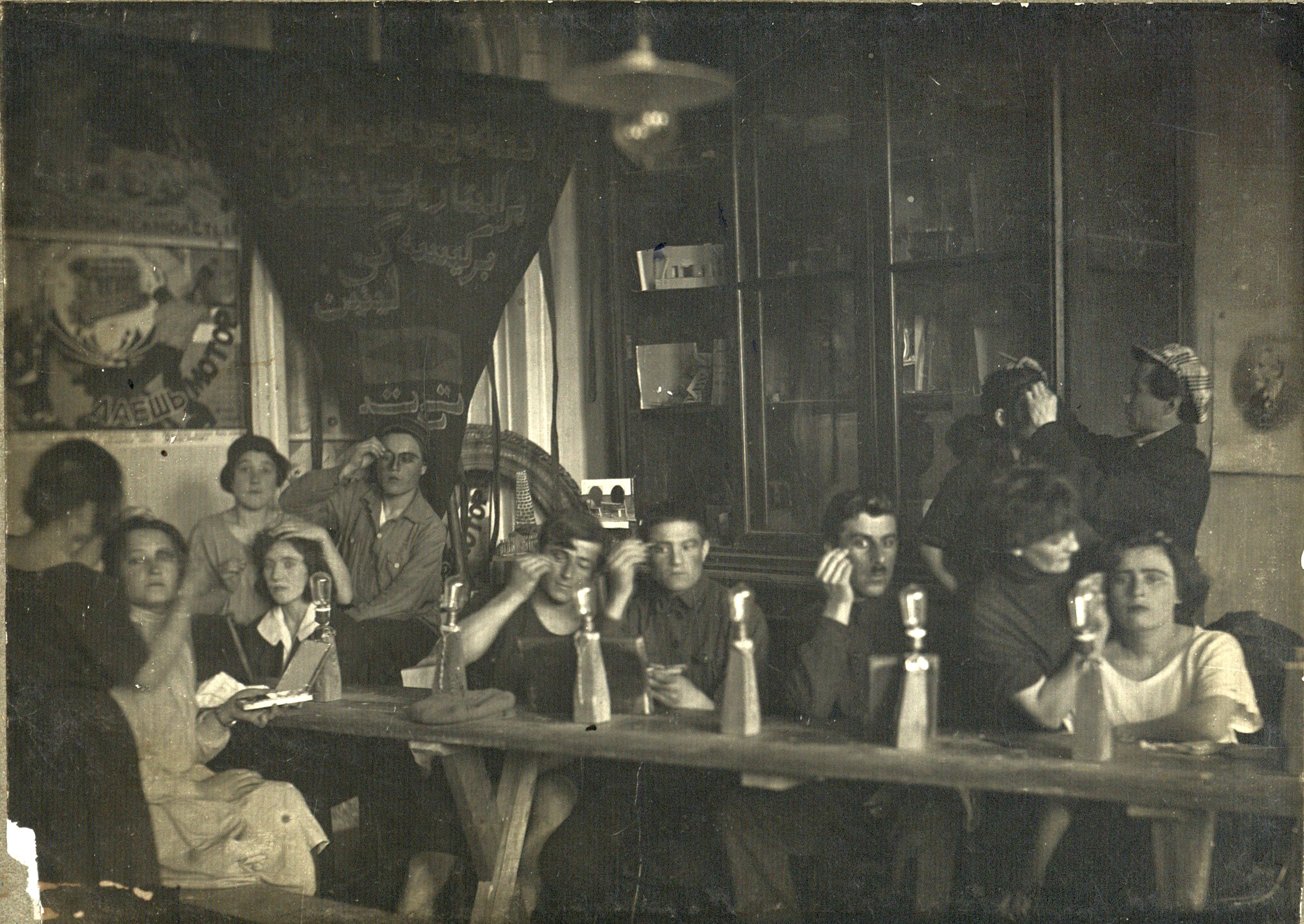 Студенты Татарского театрального техникума