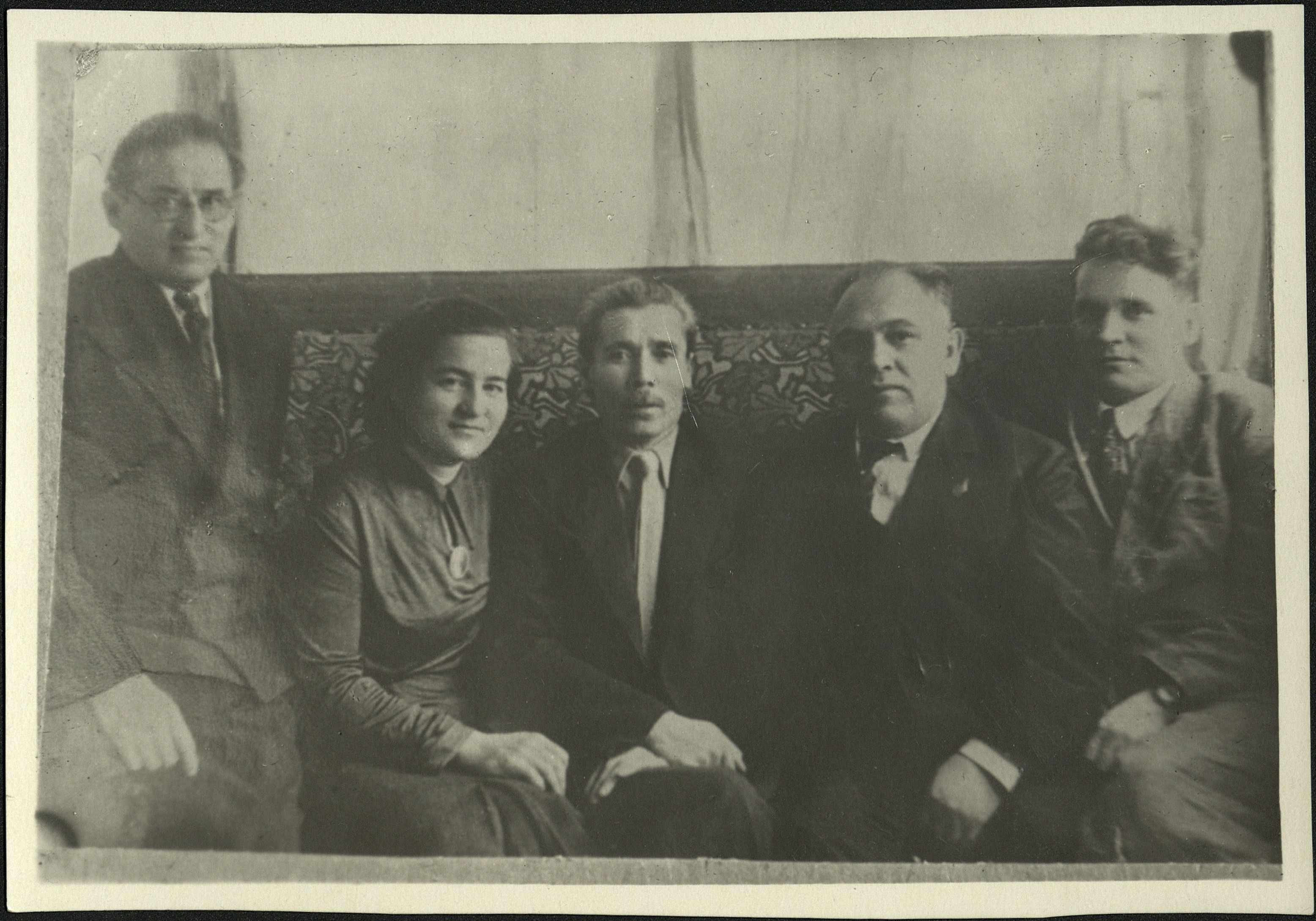 Г. Ибрагимов с женой Хадичей Фатхуллиной и друзьями