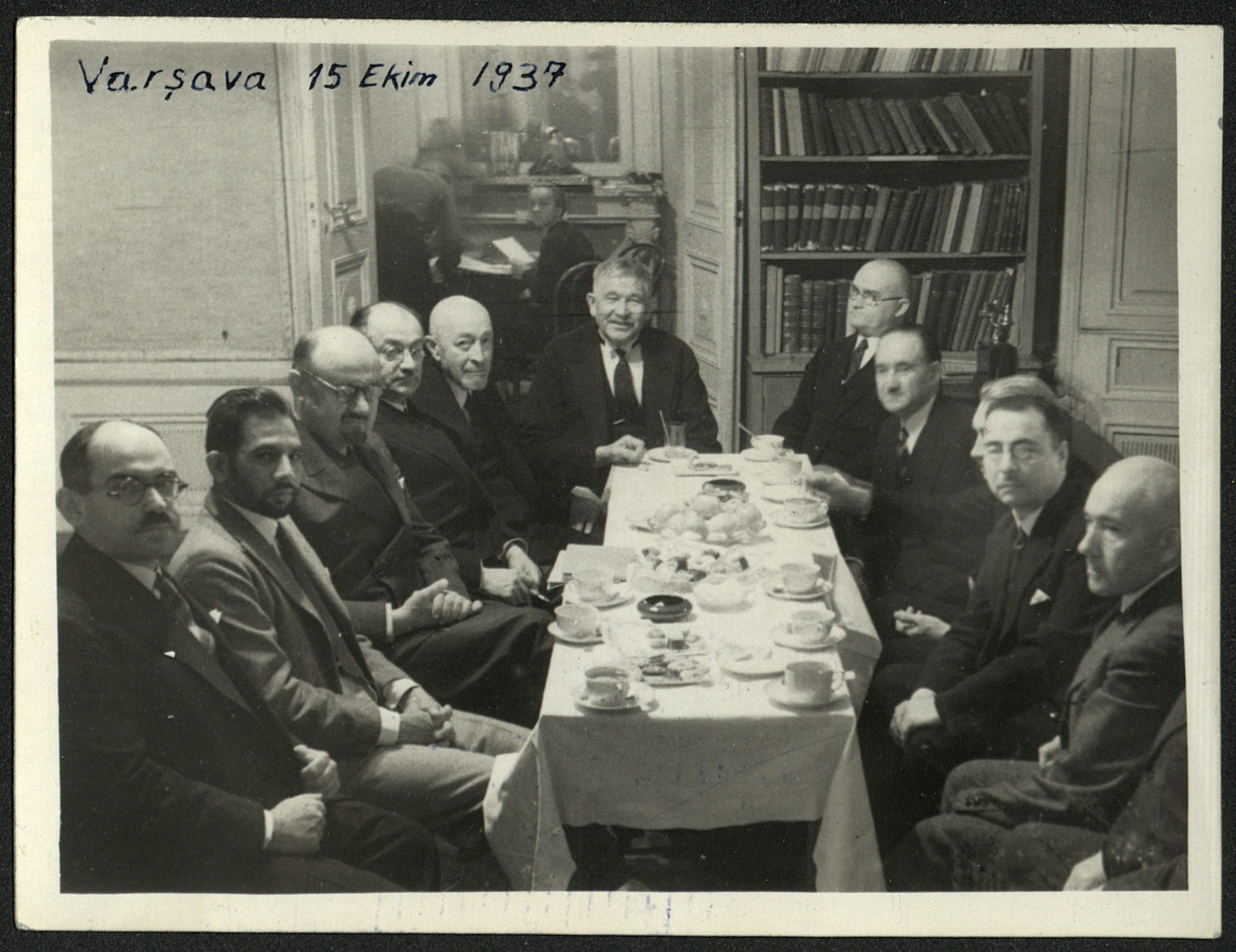 Г.Исхаки с соратниками в Варшаве