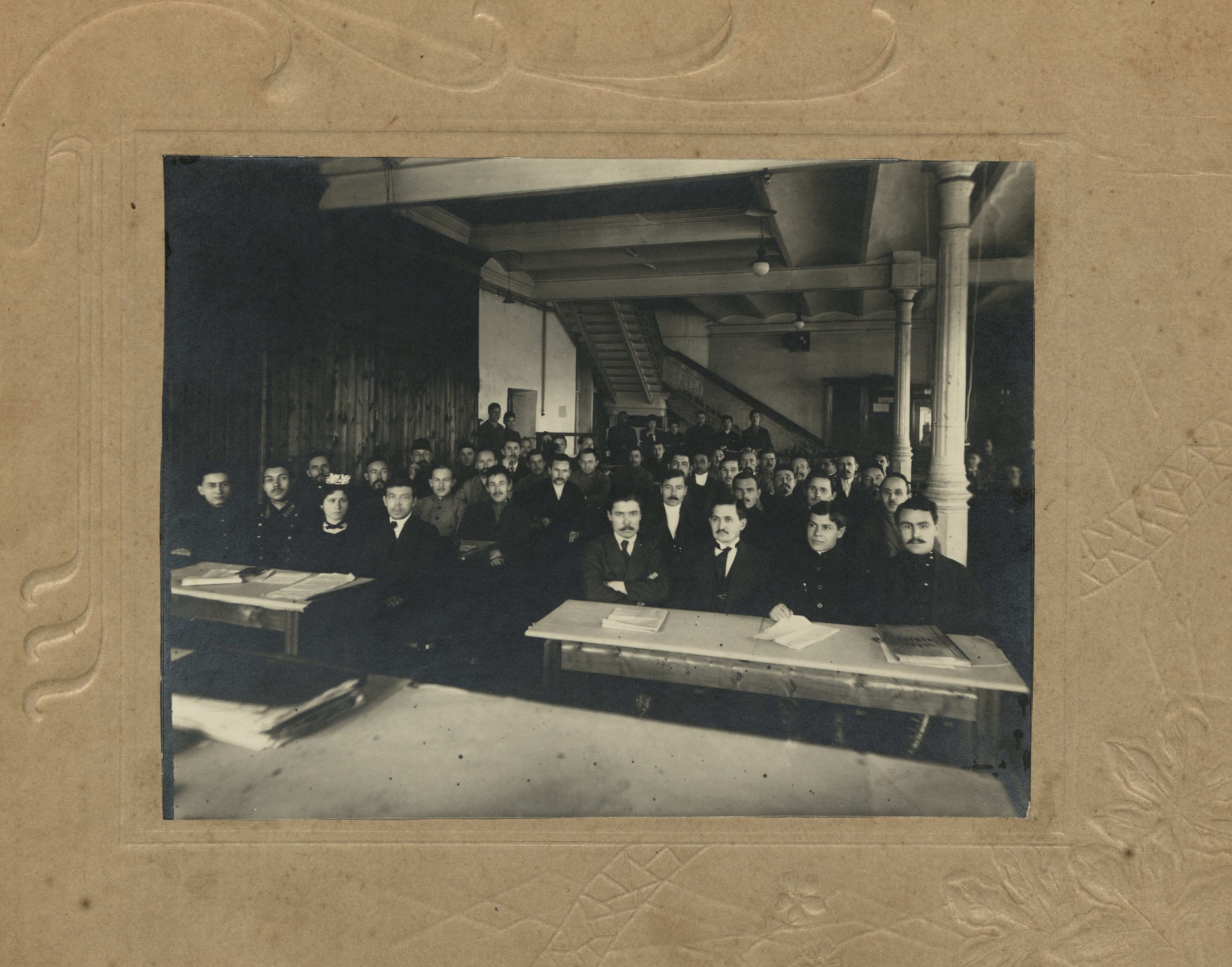 Г.Ибрагимов среди студентов