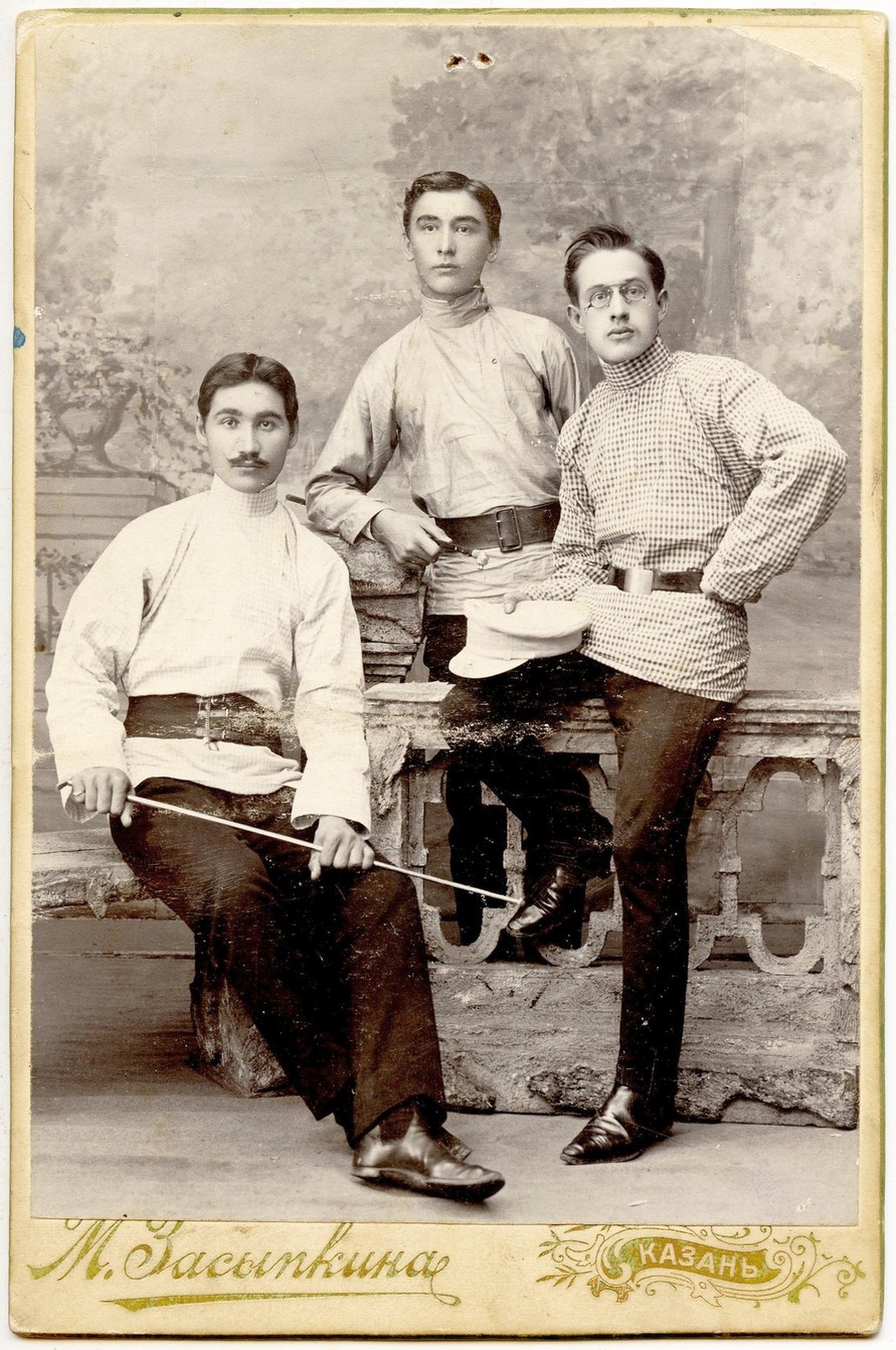 Фатих Амирхан с друзьями Ризваном Ибрагимовым (Алуши) и Исмагилом Аитовым