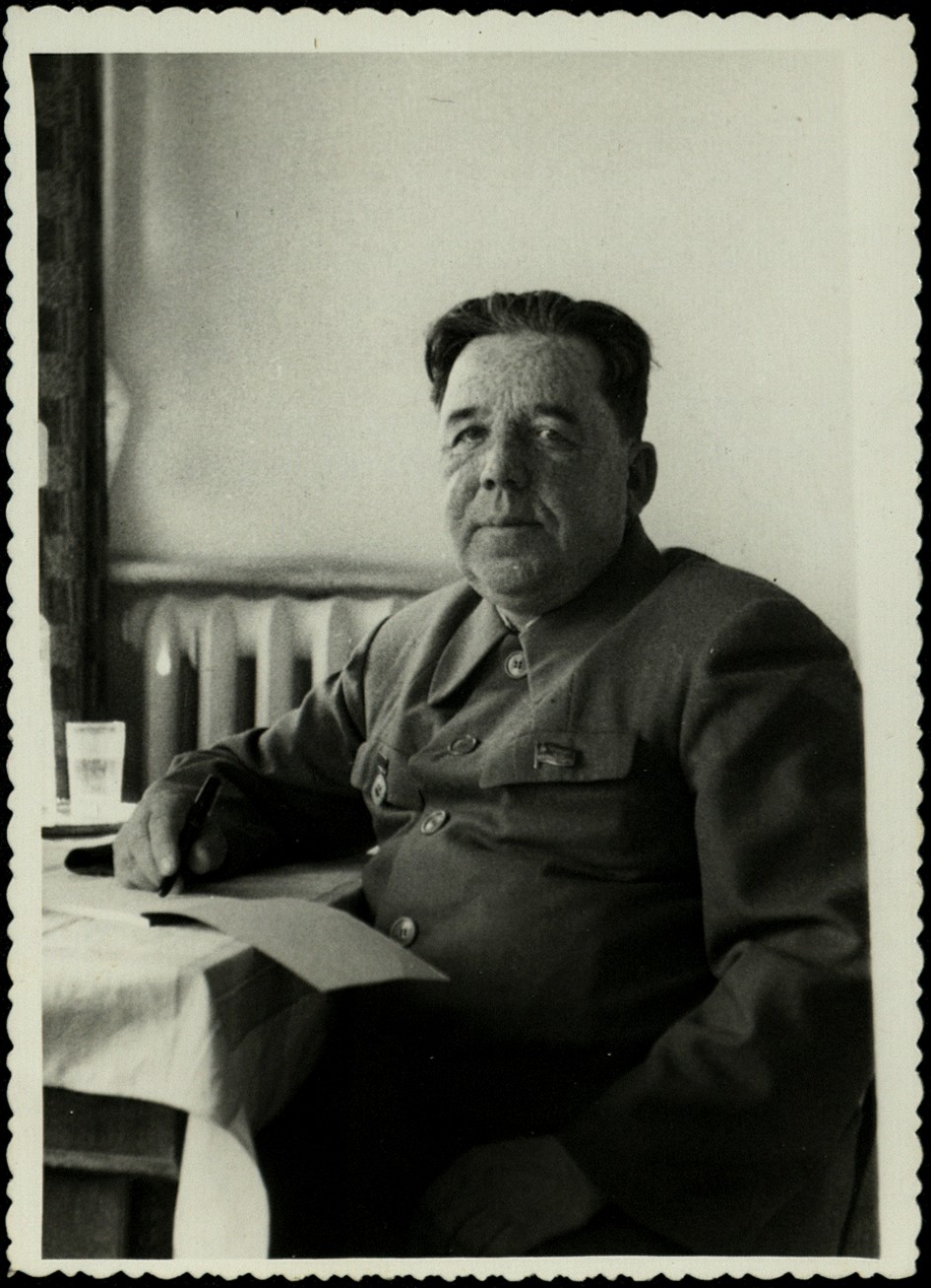 Портрет писателя Кави Наджми