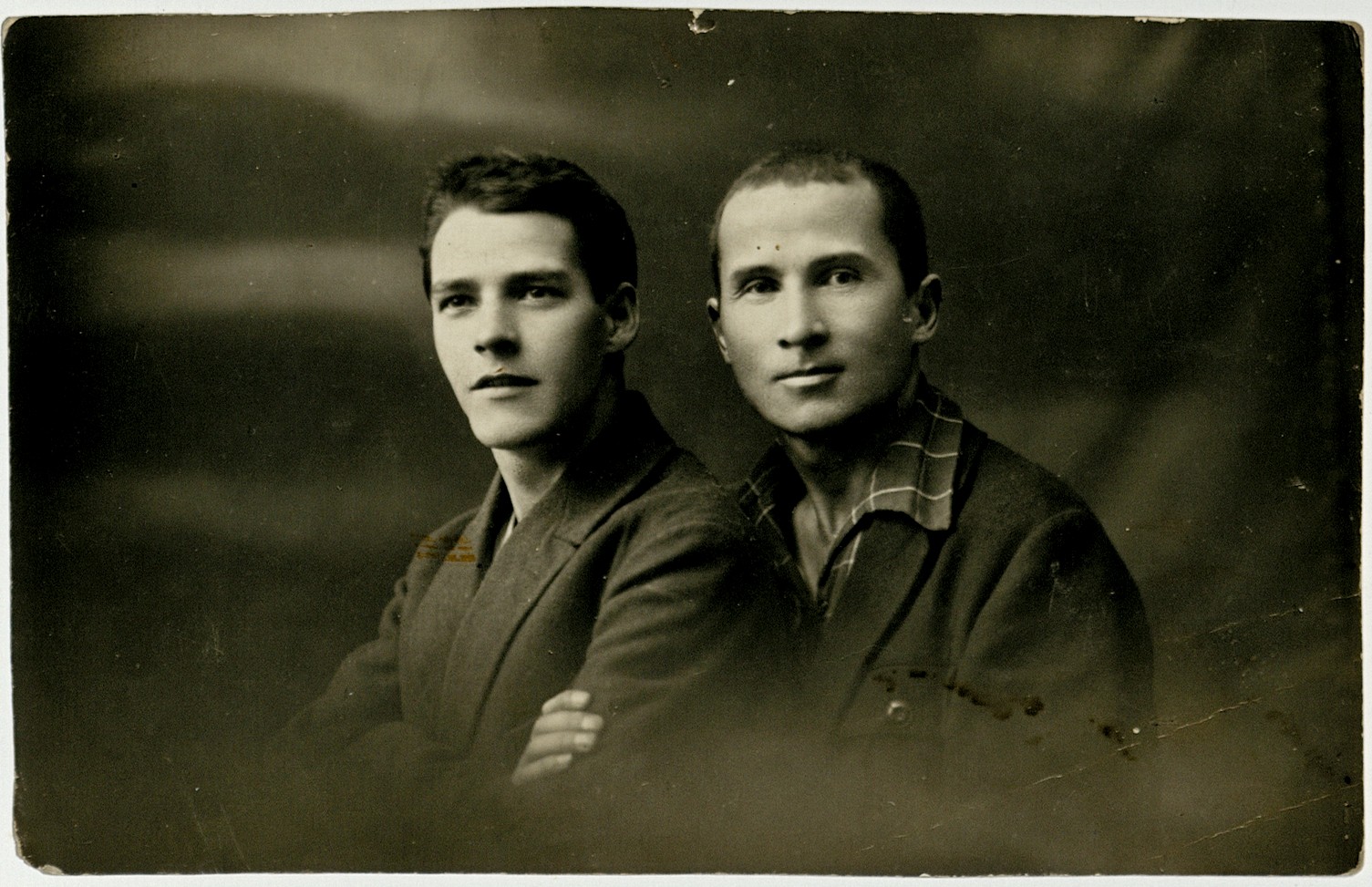 Писатели Адель Кутуй и Тухват Ченекай