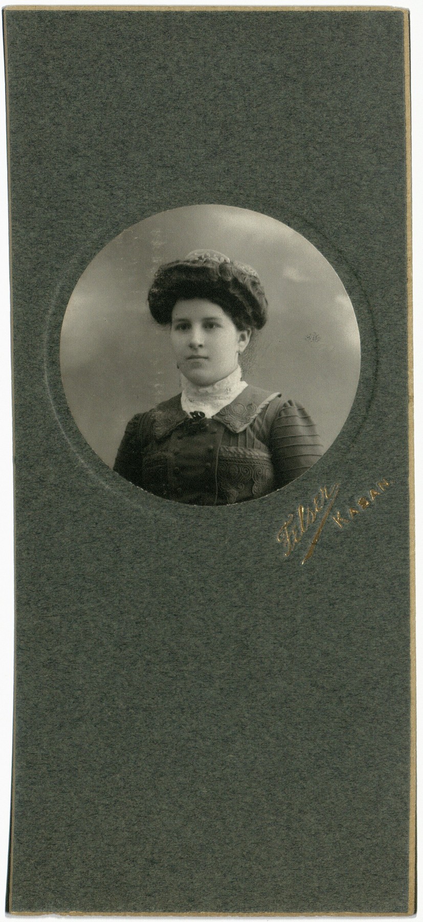 Портрет Зайнаб Хасания