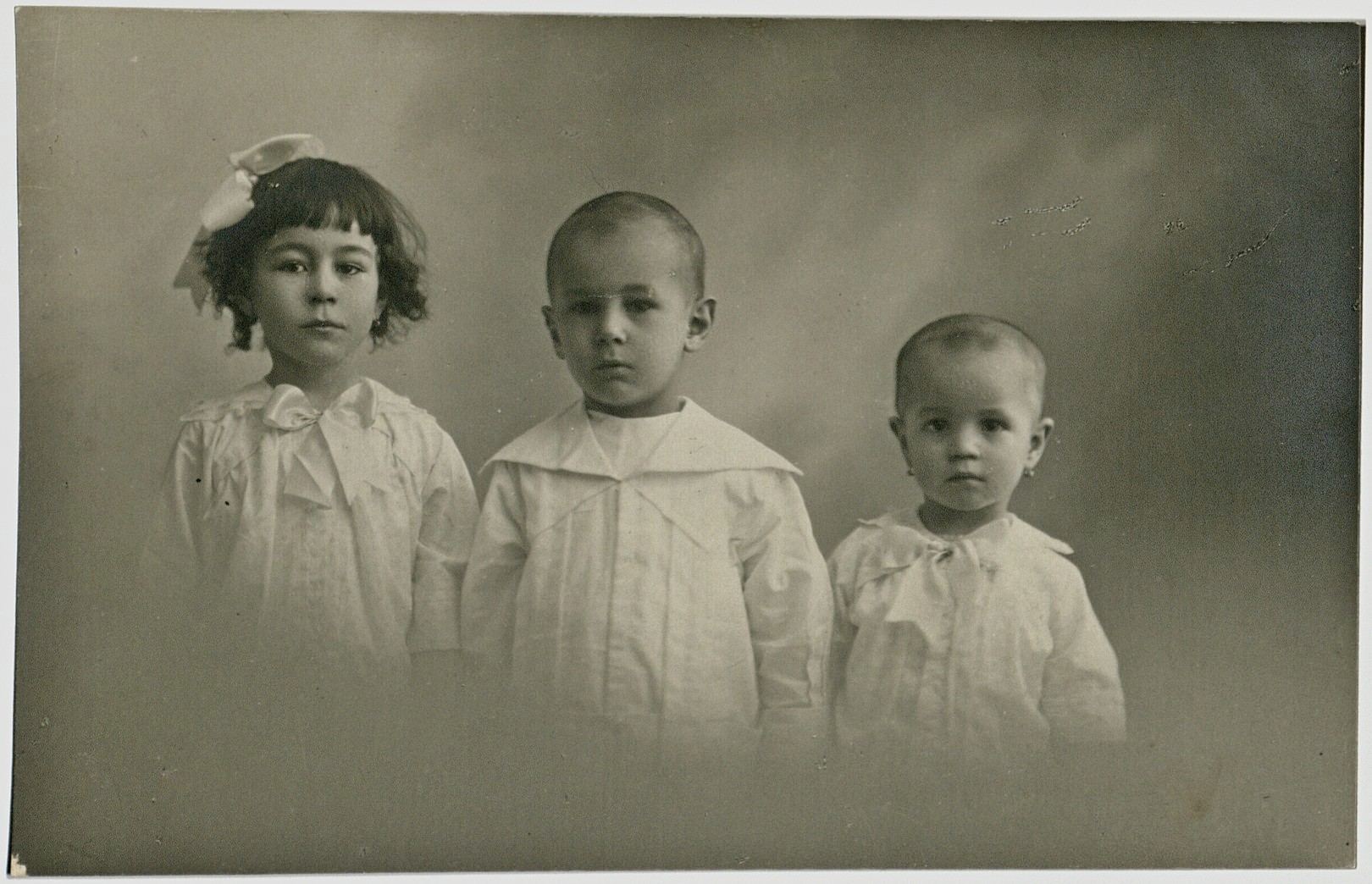 Портрет Суфии, Юнуса и Зухры Сагитовых. 