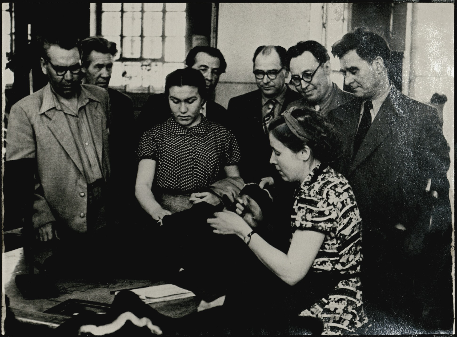 Татарские писатели на меховой фабрике