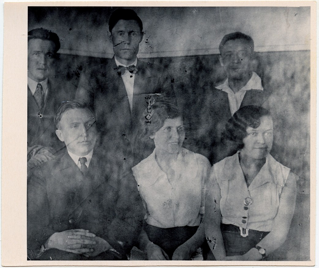 Муса Джалиль с композиторами и певцами