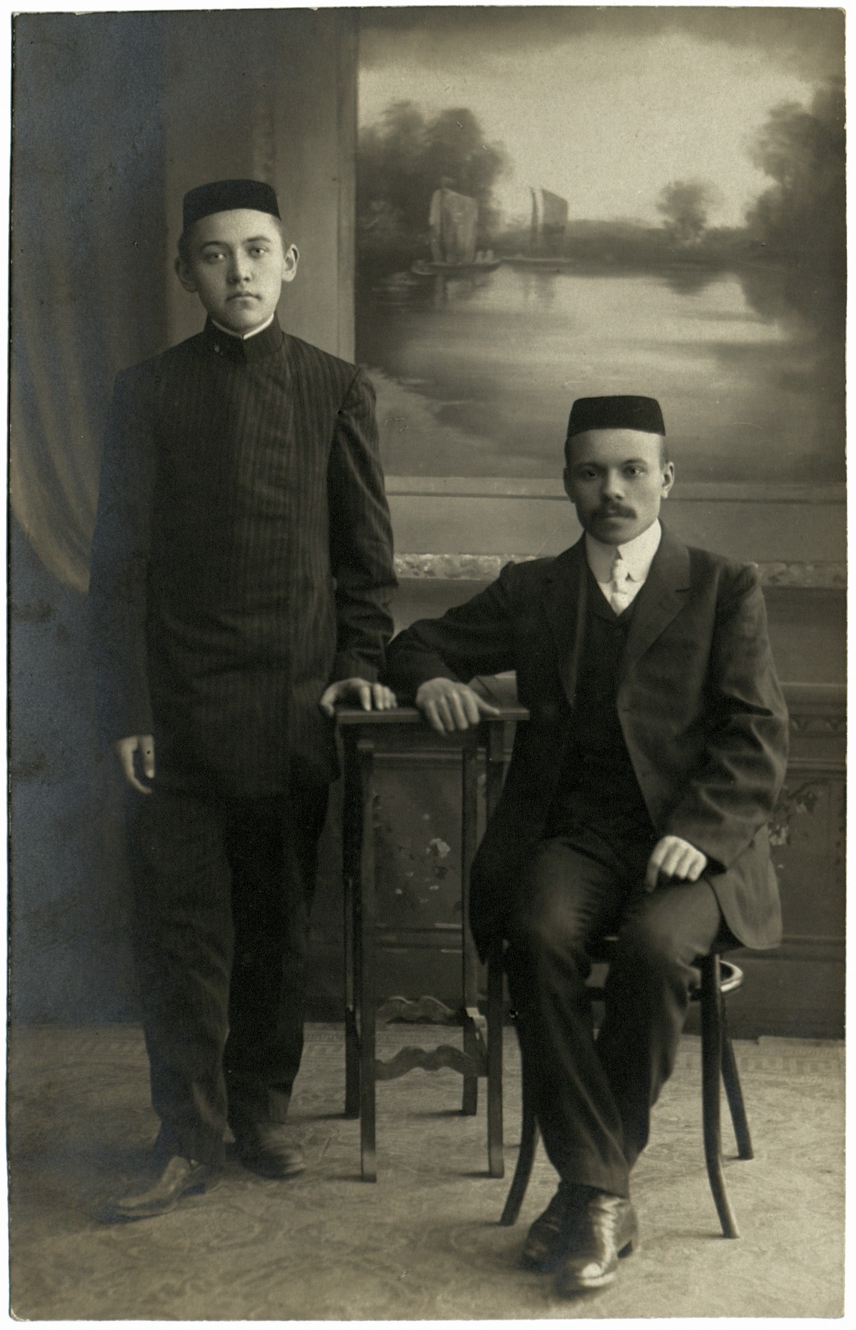 Гильман Губайдулла с другом