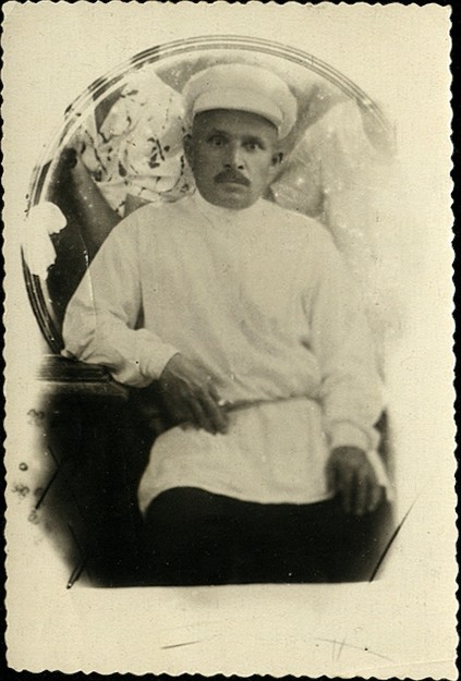 Портрет поэта Зия Ярмяки