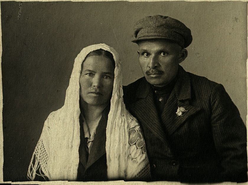 Поэт Зия Ярмяки с женой Хуршидой