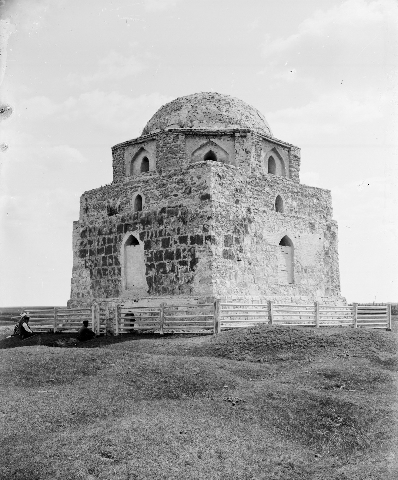 Болгарское городище. Черная палата. Общий вид